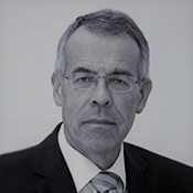 Herr Bernd Kochendörfer